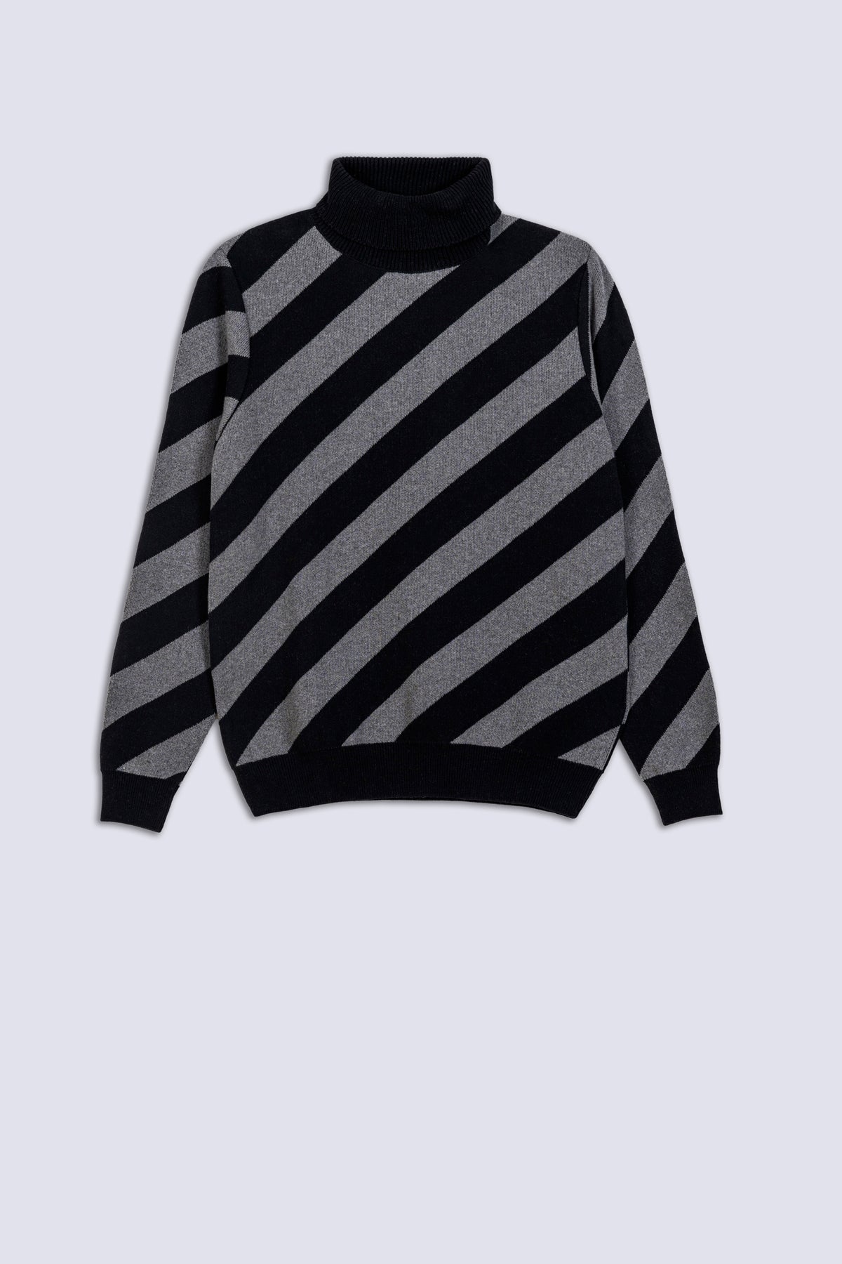 Diagonal Stripe Men's Turtle Neck.