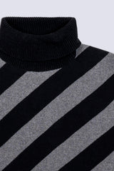 Diagonal Stripe Men's Turtle Neck.