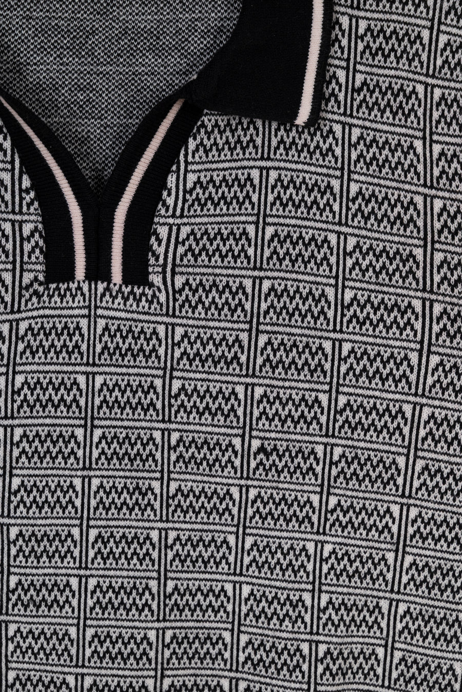 Monochrome Jacquard Knitted Polo