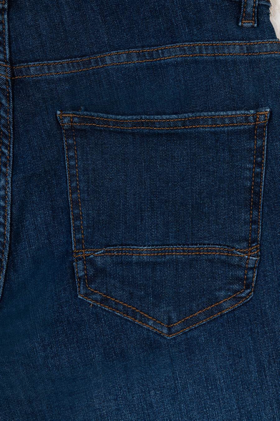 Deep Wash Smart-Fit Jean
