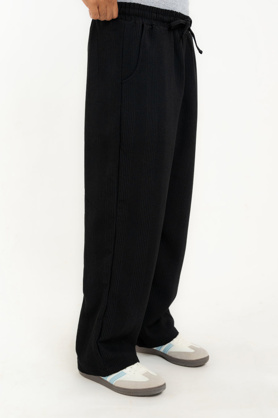 Men's Waffle Knit Wide-Leg Trouser
