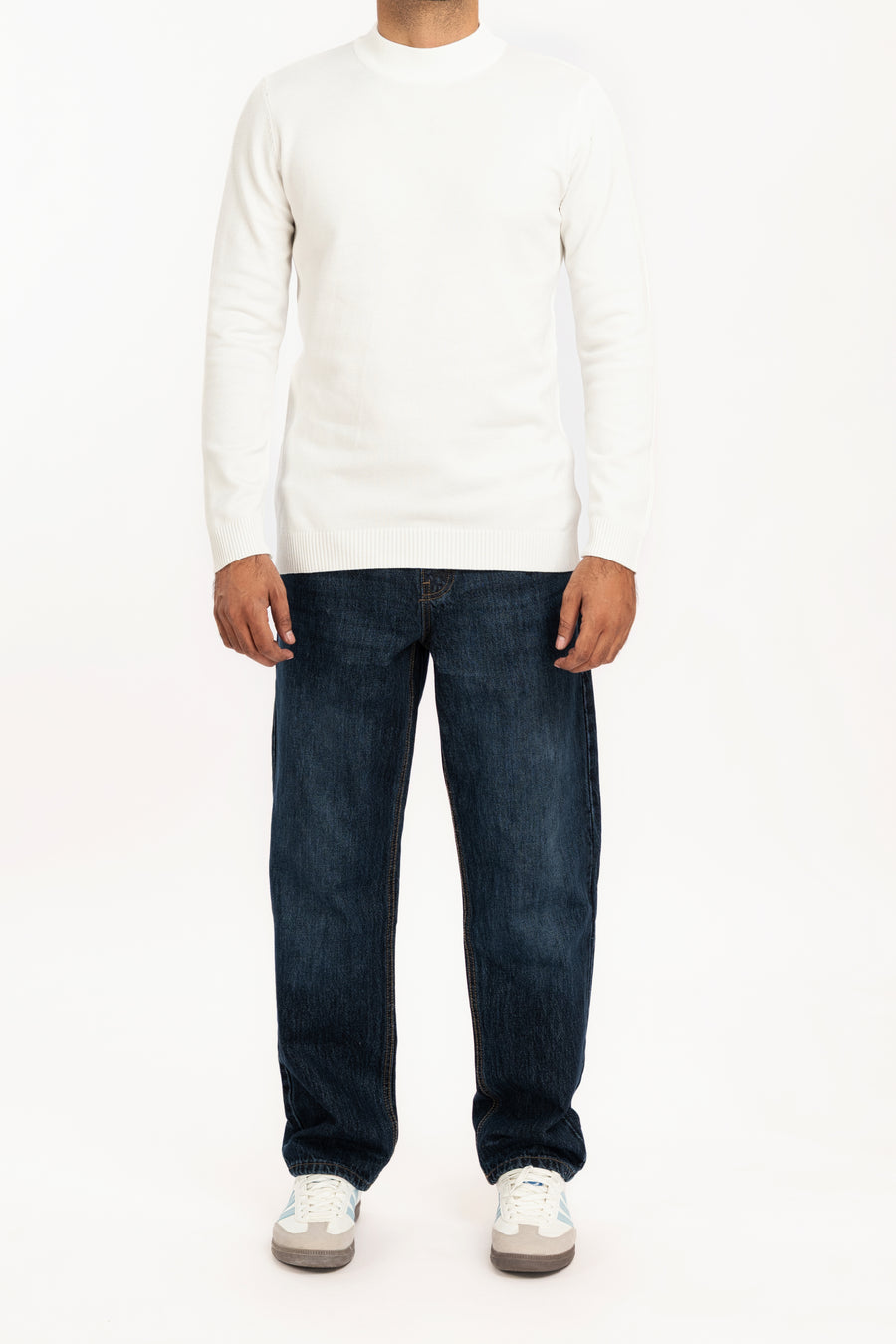 MEN'S WHITE MOCK NECK SWEATER