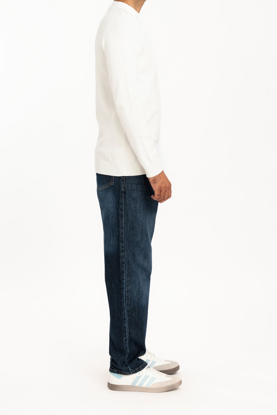 MEN'S WHITE MOCK NECK SWEATER